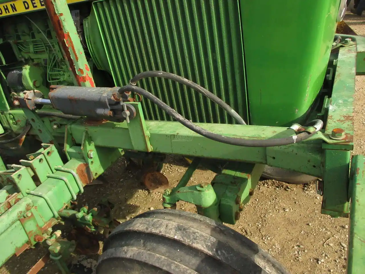 Gallery image 2 for Used John Deere Misc Cultivator