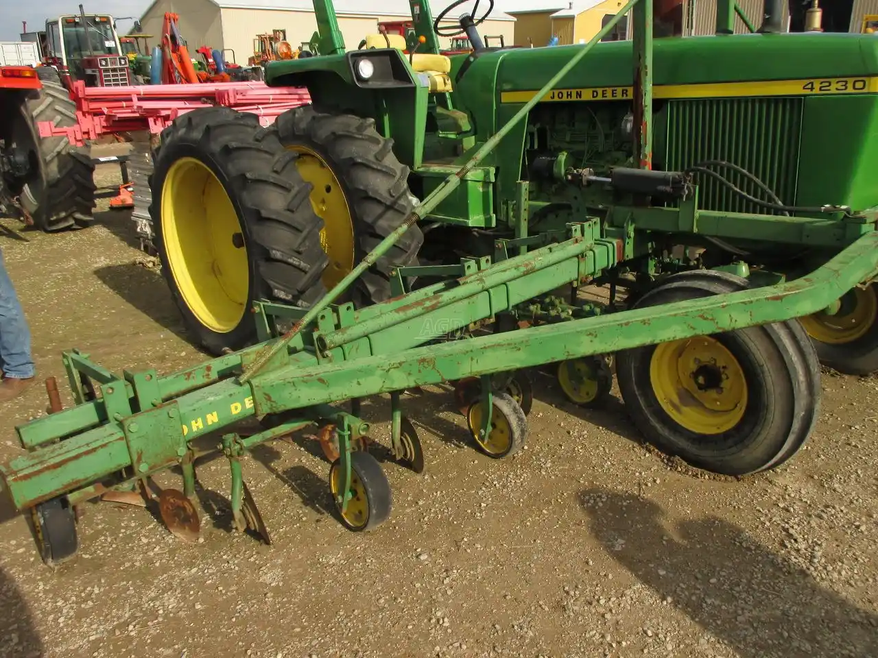 Gallery image 1 for Used John Deere Misc Cultivator