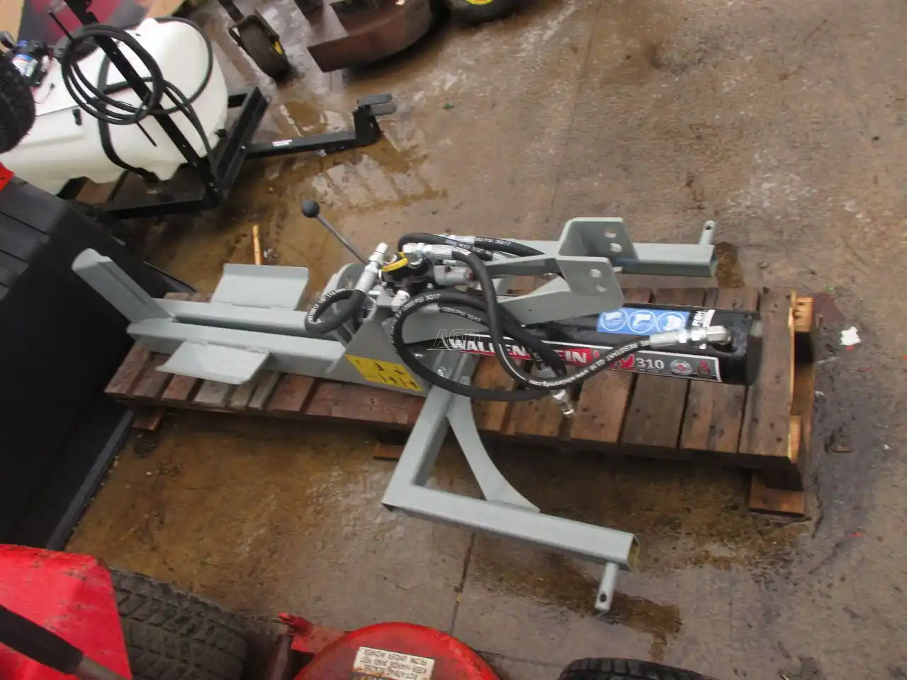 Gallery image 2 for New Wallenstein WX310 Wood Splitter