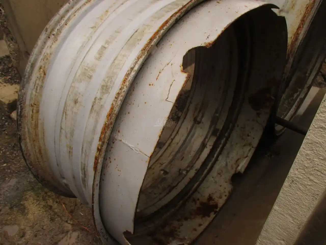 Gallery image 1 for Used T-rail Dual Rims