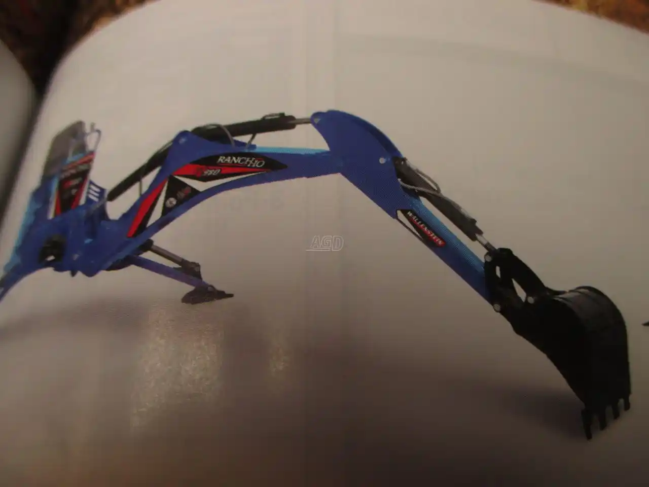 Gallery image 2 for New Wallenstein GX920 Backhoe Attachment