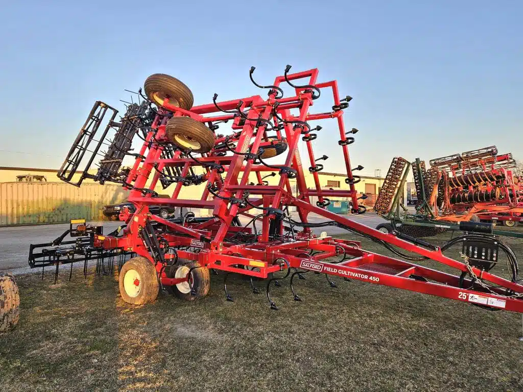 Gallery image 2 for Used 2025 Salford 450 Cultivator
