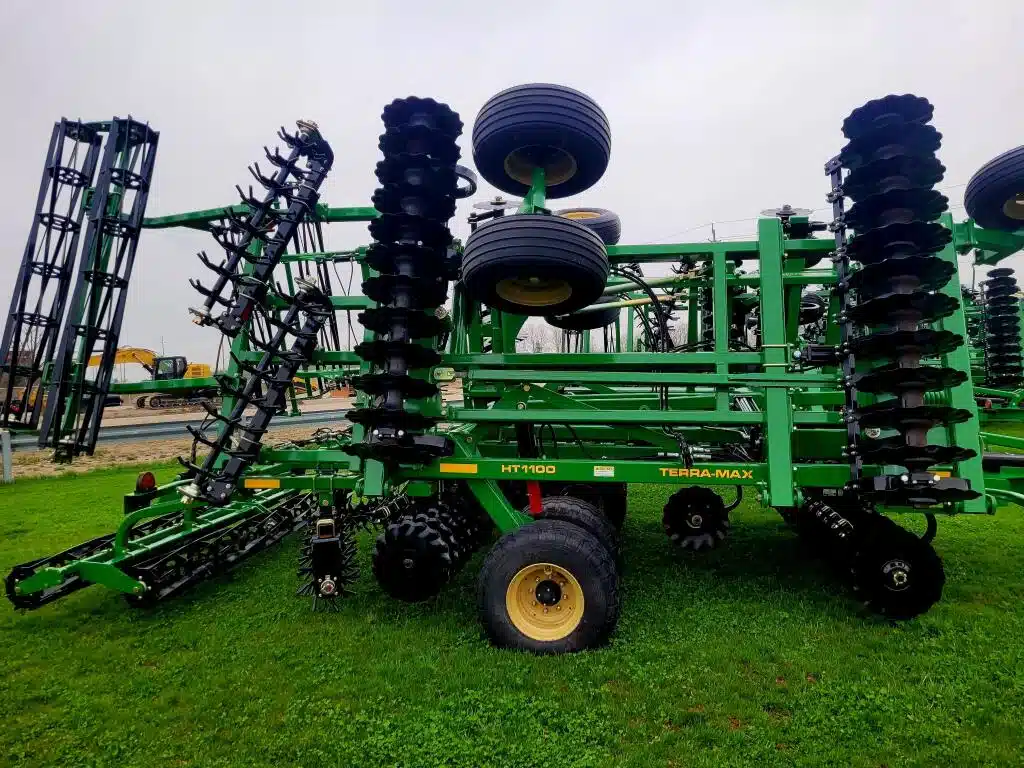 Gallery image 2 for Used 2023 Great Plains HT1100-25 Vertical Tillage