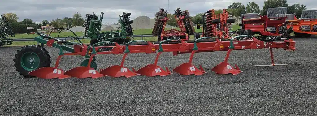 Gallery image 1 for 2023 Kverneland BE - 6 furrow Plow