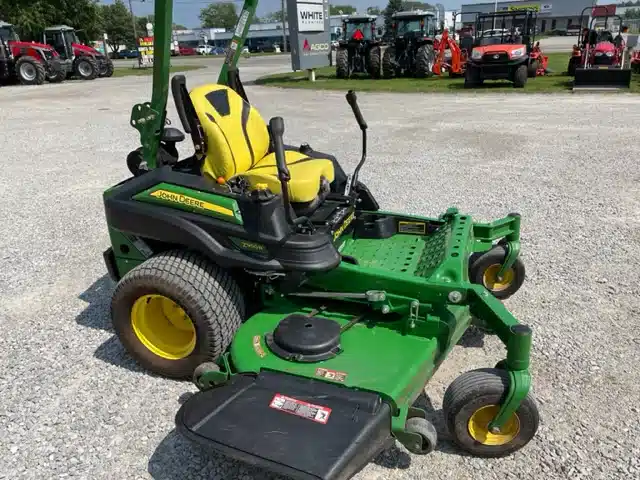 Gallery image 2 for Used 2018 John Deere Z950R Mower - Zero Turn