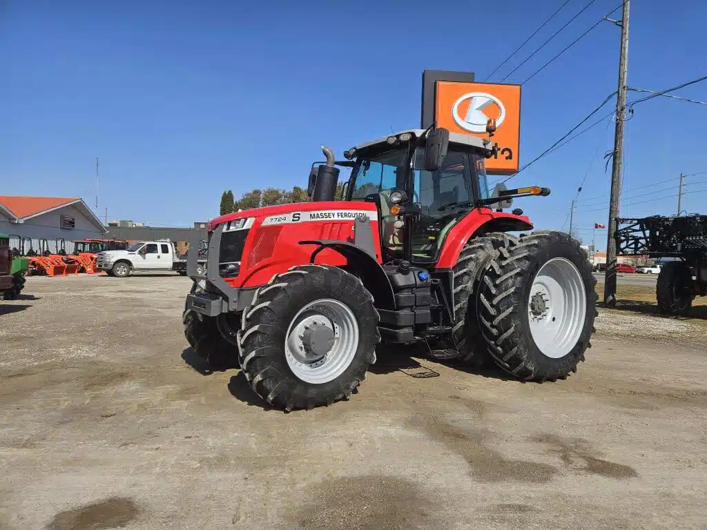 Gallery image 2 for Used 2021 Massey Ferguson 7724S Tractor