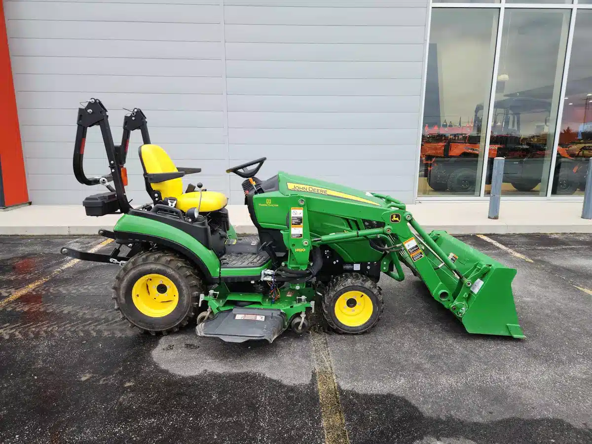 Gallery image 1 for Used 2015 John Deere 1025R Tractor