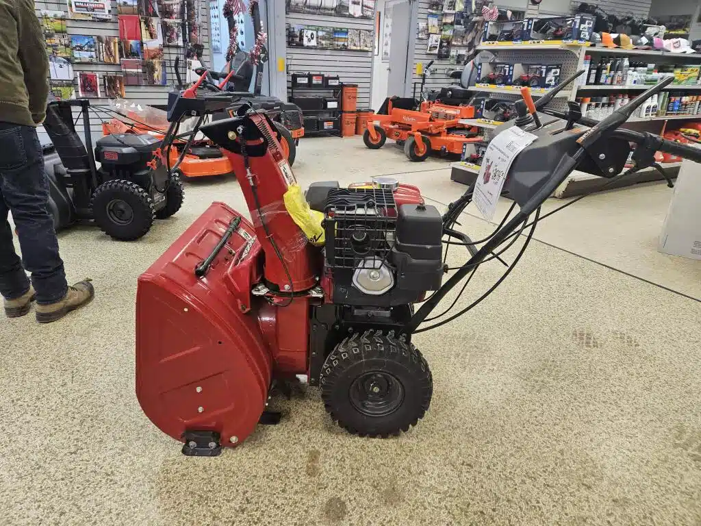 Gallery image 1 for 2023 Honda HSS928CW Snow Blower