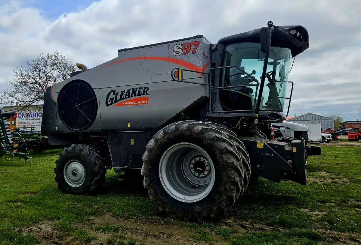 Gallery image 1 for Used 2023 Gleaner S97 Combine