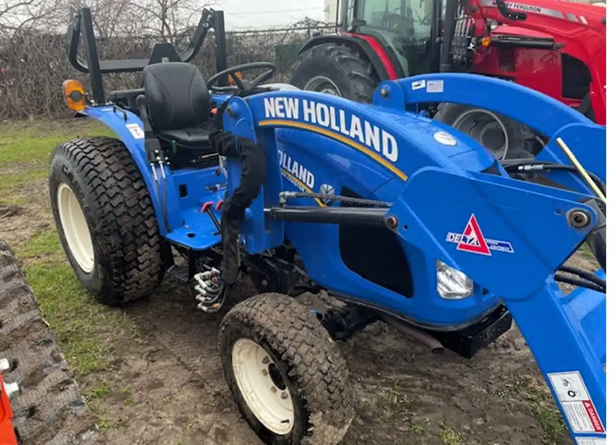Gallery image 2 for Used 2016 New Holland WORKMASTER 37 Tractor