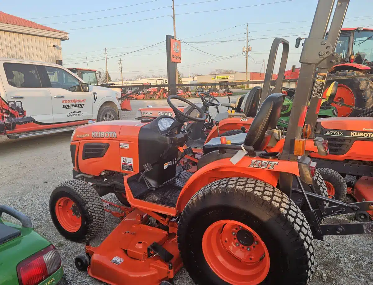 Gallery image 2 for Used 2011 Kubota B2320 Tractor