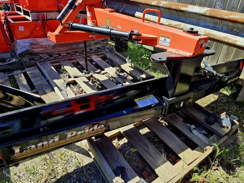 Gallery image 1 for Used Kubota RBT40-108 Blade