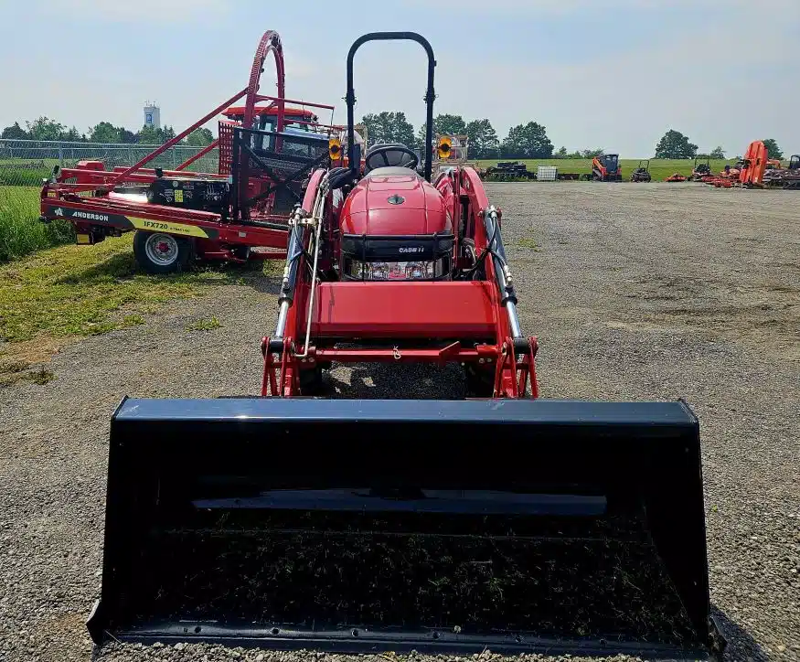 Gallery image 2 for Used 2017 Case IH FARMALL 35C Tractor