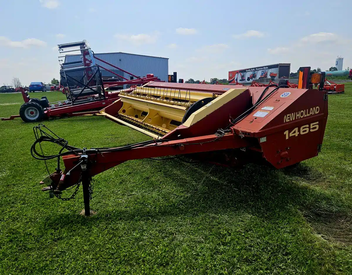Gallery image 2 for Used 2005 New Holland 1465 Mower Conditioner