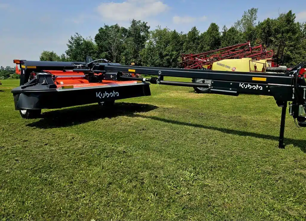 Gallery image 1 for Used Kubota DMC8536T Mower Conditioner