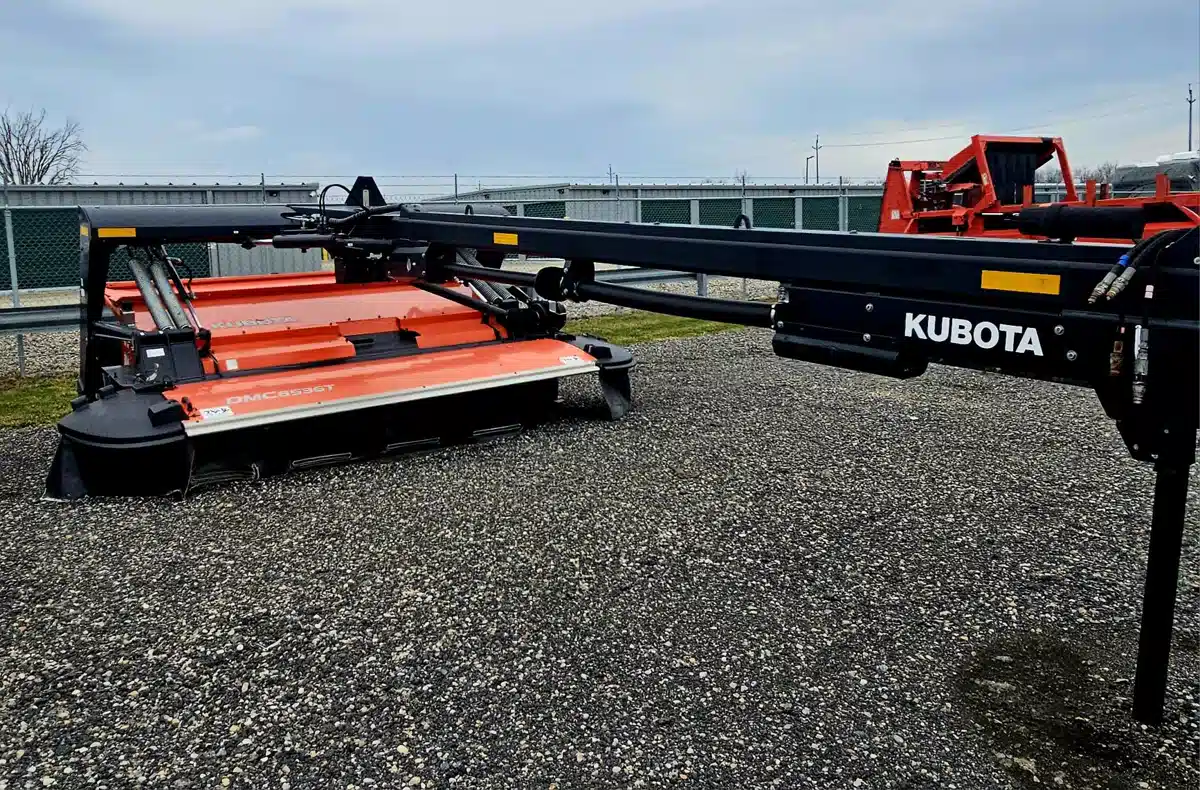 Gallery image 2 for 2019 Kubota DMC8536T Mower Conditioner
