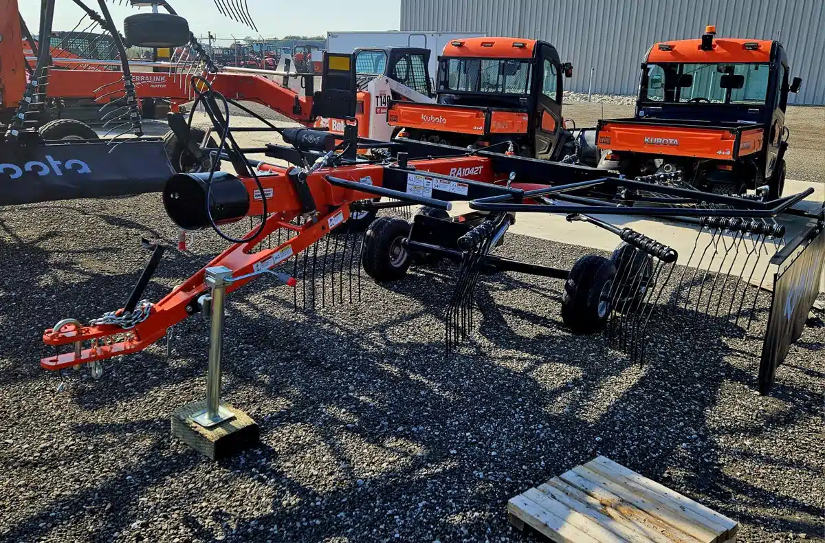 Gallery image 2 for Used 2025 Kubota RA1042T Rake