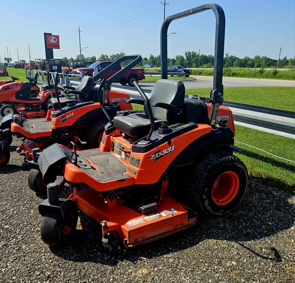 Gallery image 2 for Used 2013 Kubota ZD331-60R Mower - Zero Turn