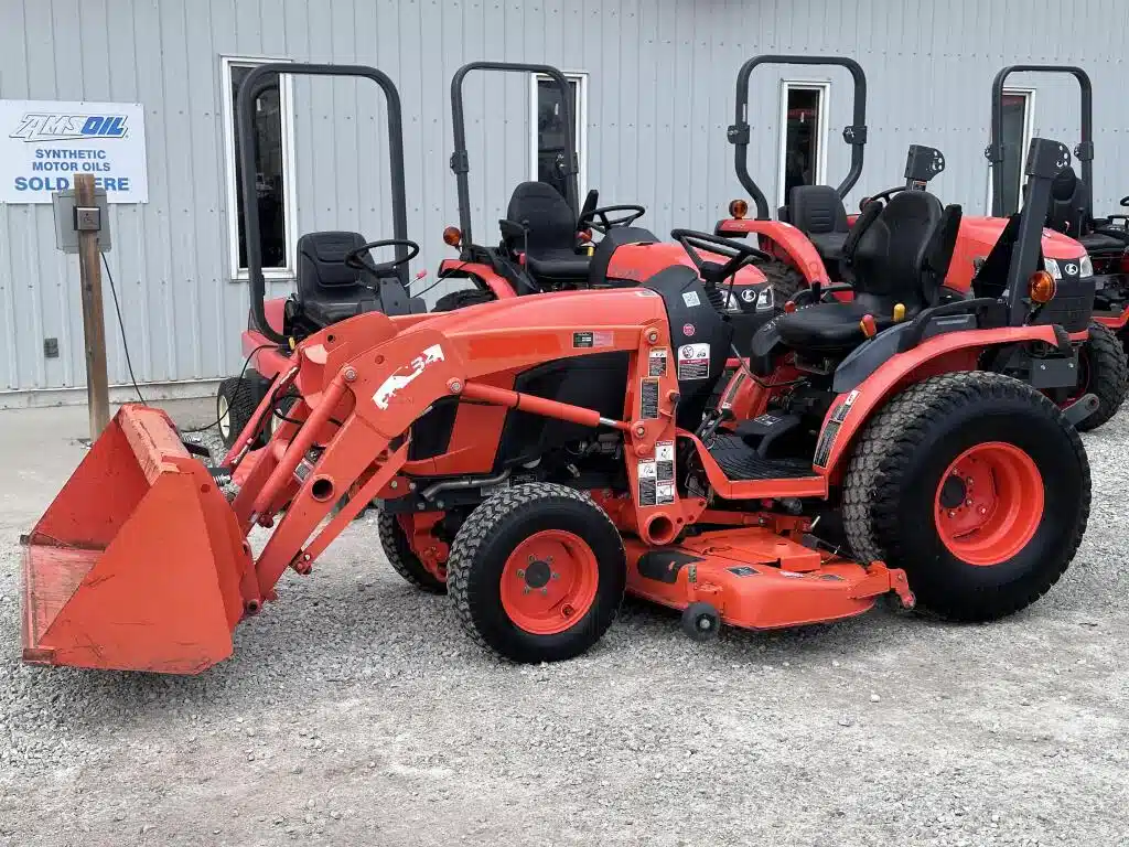 Gallery image 1 for Used 2015 Kubota B2301 Tractor
