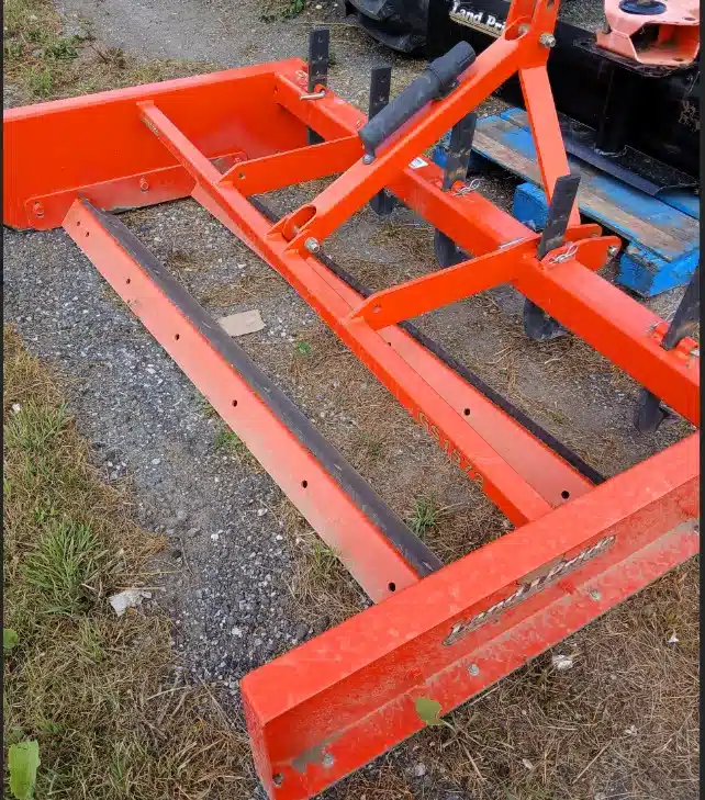 Gallery image 2 for Used Kubota GS1572 Box Scraper