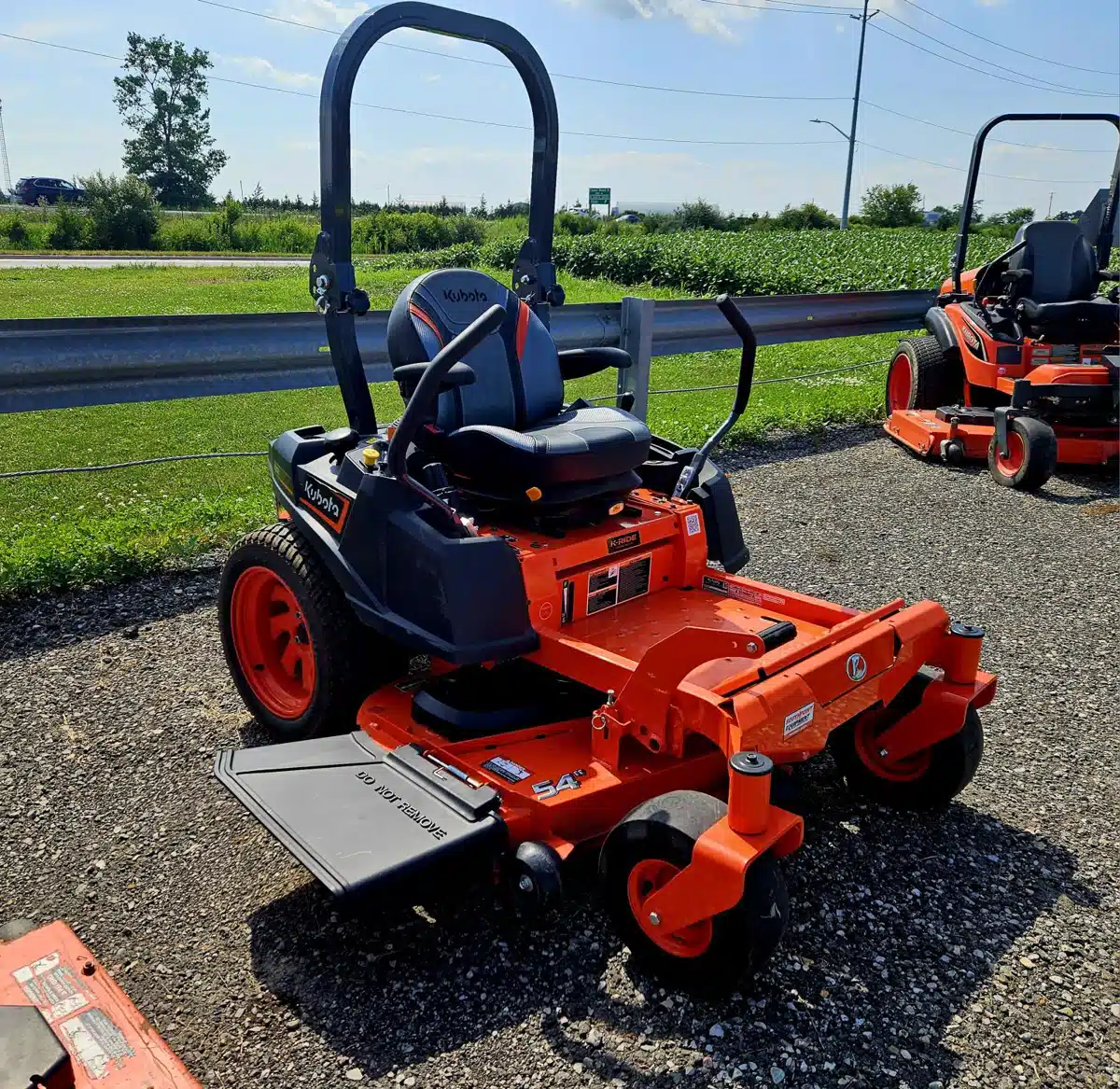 Gallery image 1 for Used 2024 Kubota Z252KW-54 Mower - Zero Turn