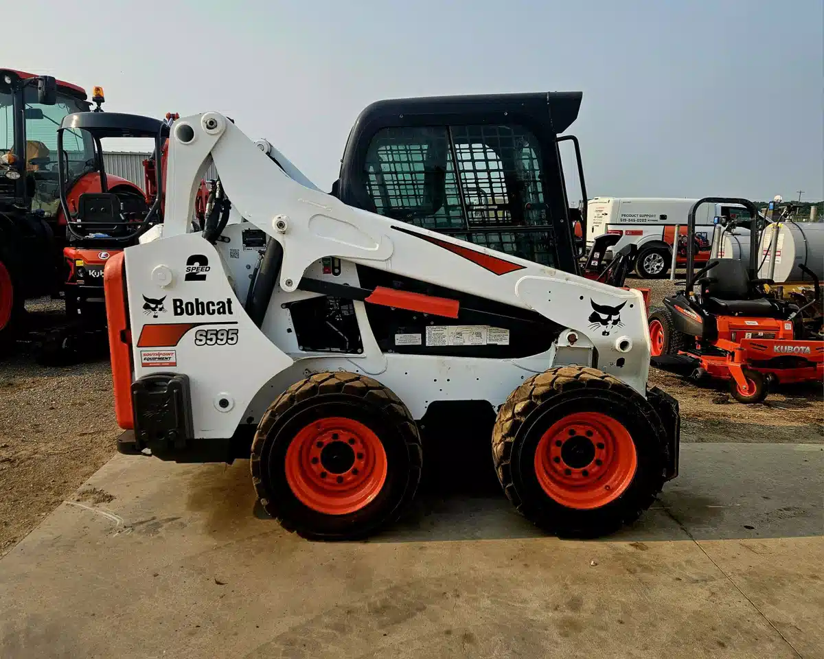 Gallery image 1 for Used 2017 Bobcat S595 Skid Steer