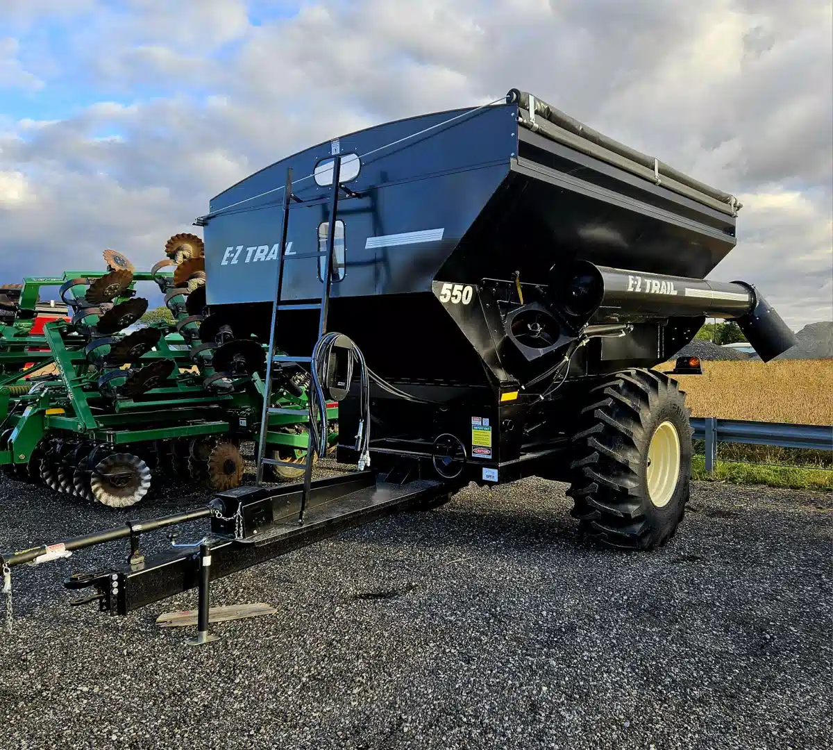 Gallery image 1 for New 2025 E-Z Trail 550 Grain Cart