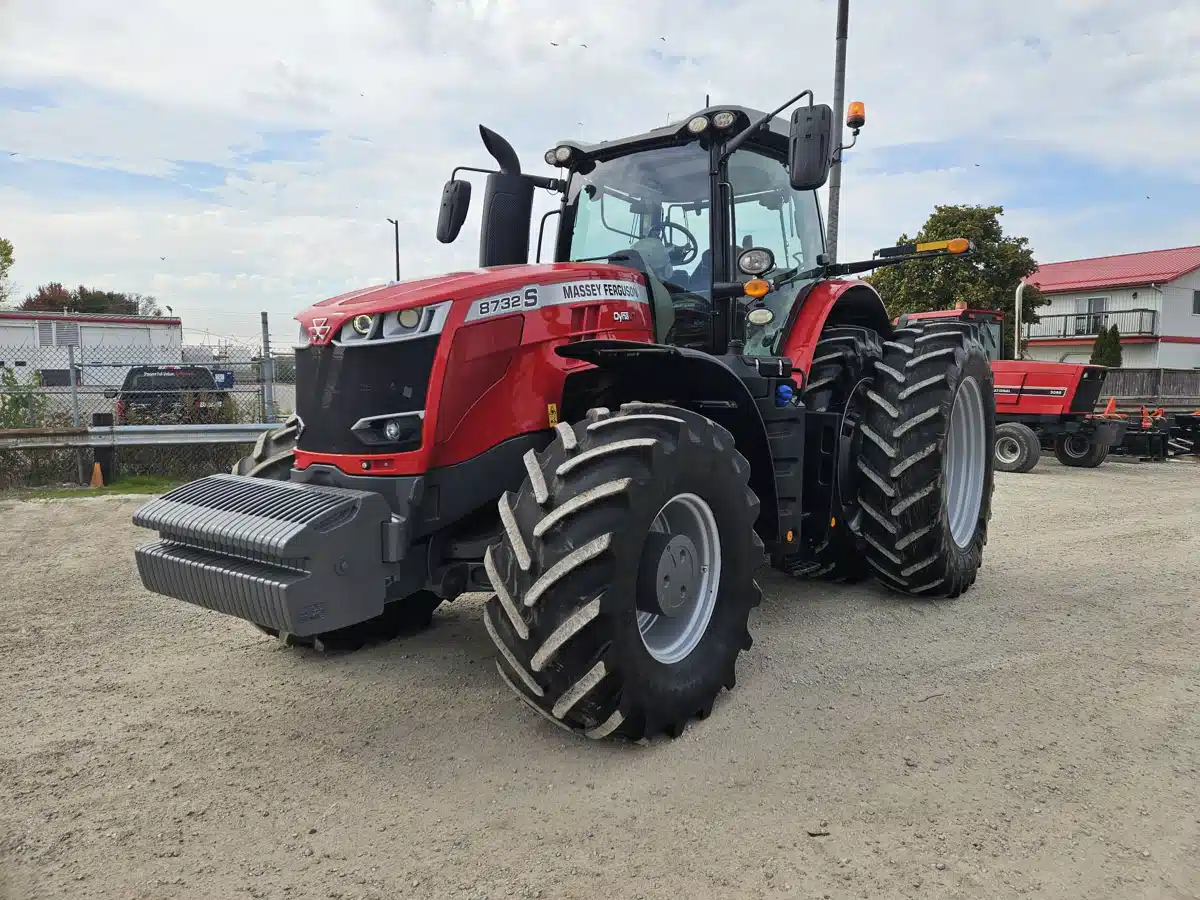 Gallery image 2 for Used 2021 Massey Ferguson 8732 S Tractor