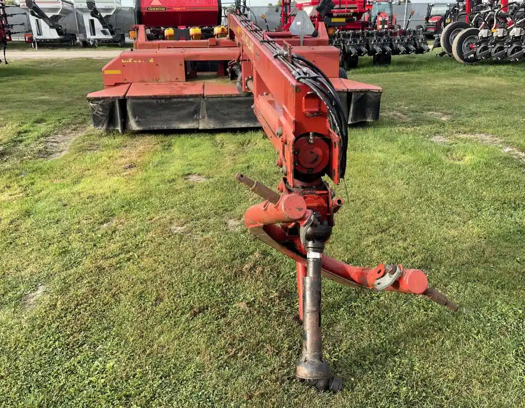 Gallery image 2 for Used 2002 New Holland 1432 Disc Mower Conditioner