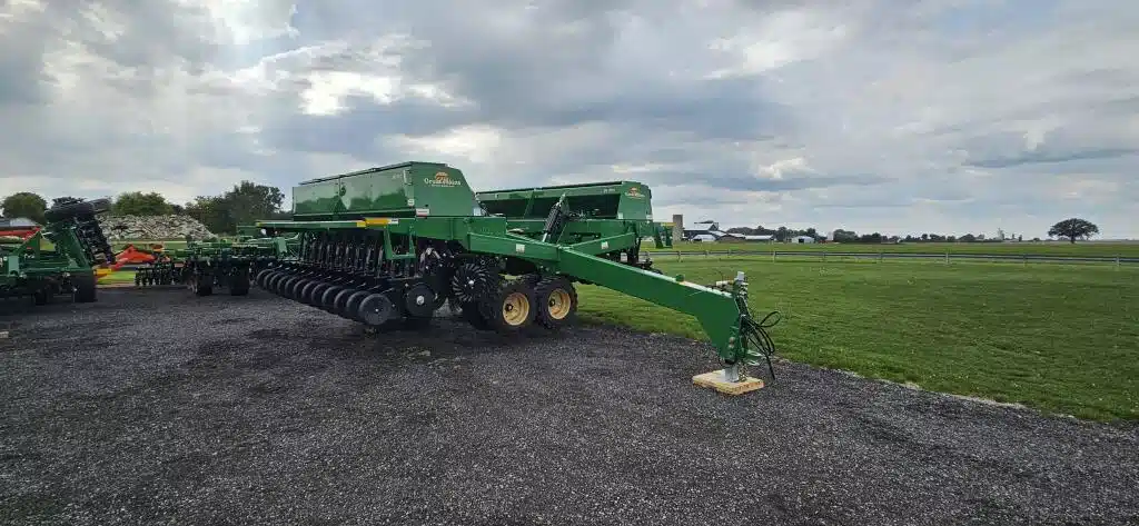 Used 2023 Great Plains 2N 3010 No-Till Drill
