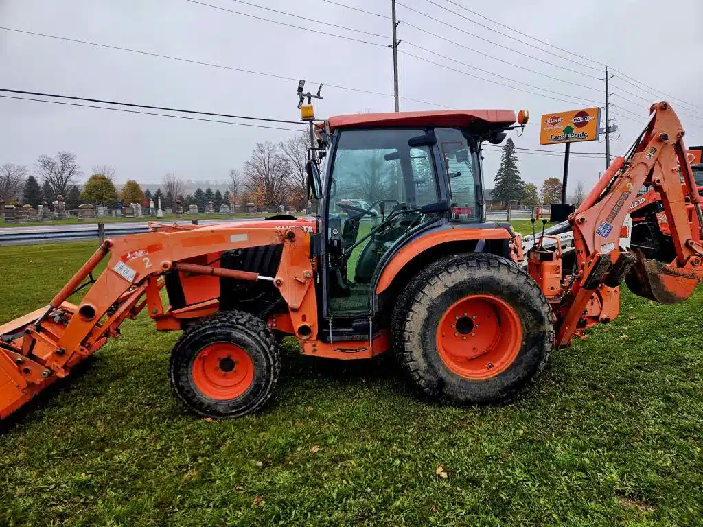 Gallery image 2 for Used 2013 Kubota L6060 Tractor