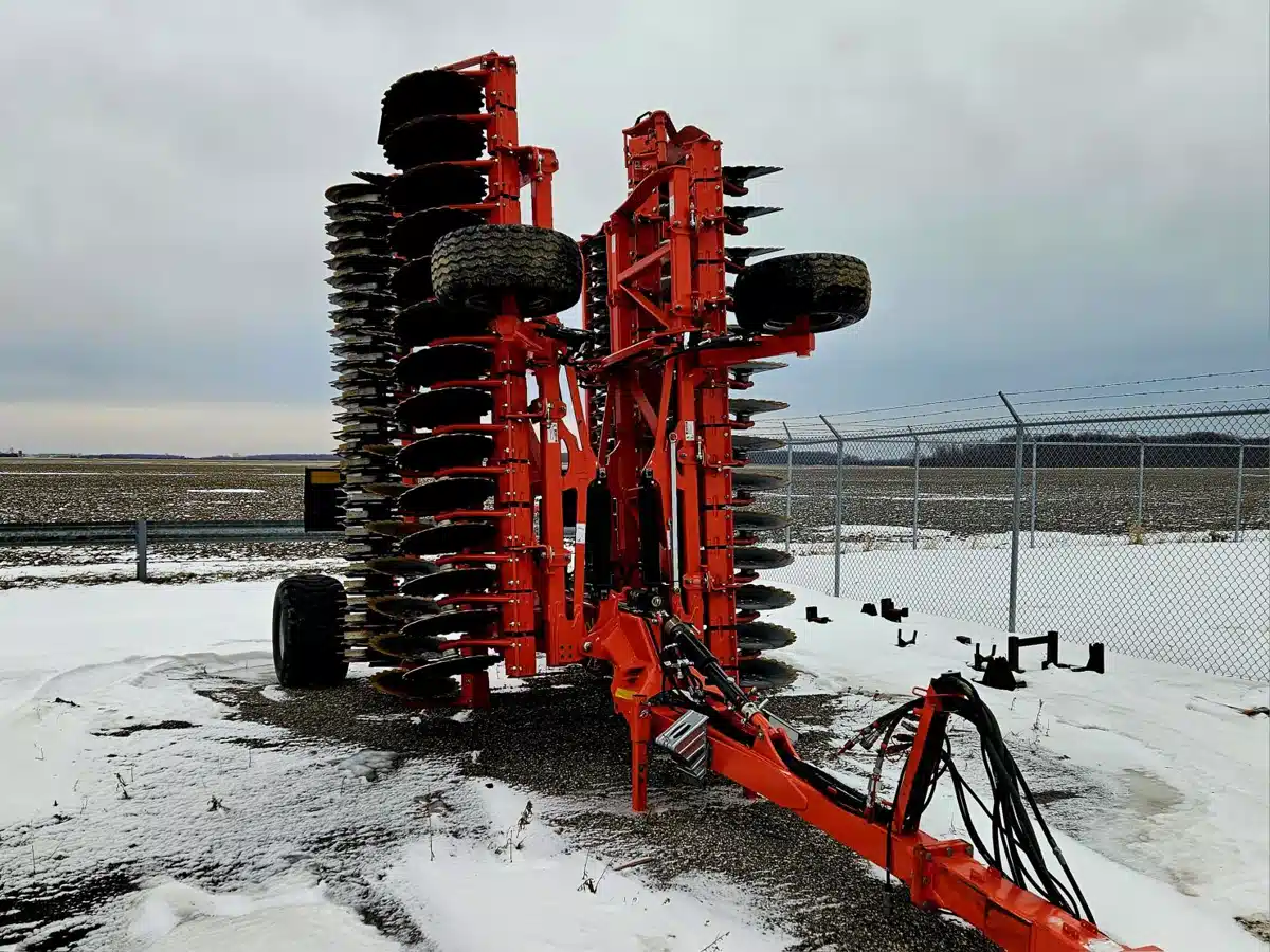 Gallery image 2 for 2023 Kubota CD2701T Disc