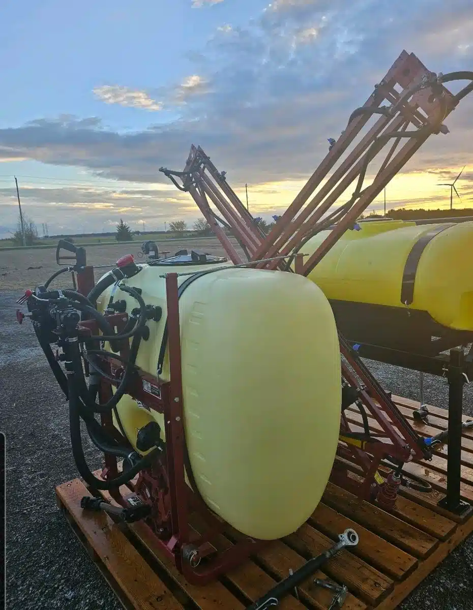 Used 2015 Hardi N-210 Sprayer - 3PT/Mounted