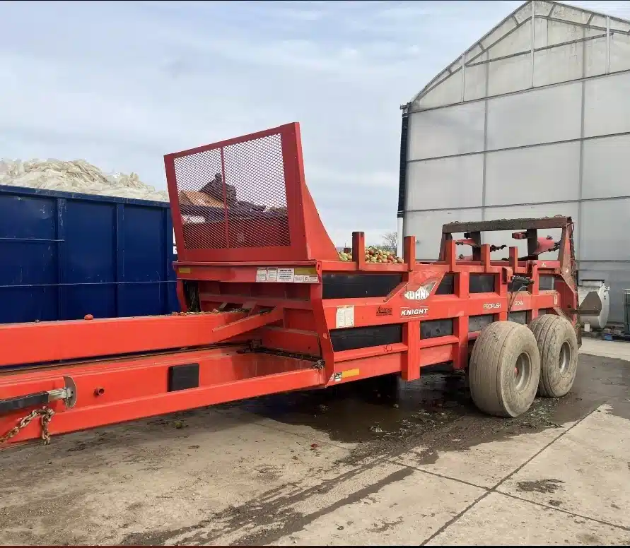 Used 2014 Kuhn 2044 Manure Spreader