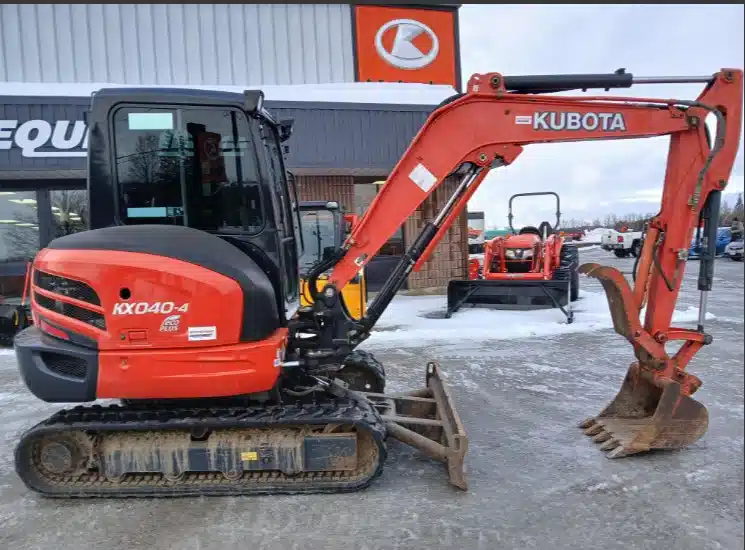 Gallery image 1 for Used 2020 Kubota KX040-4 Excavator