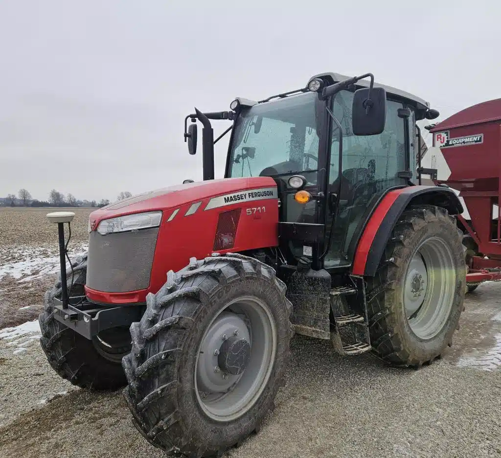 2021 Massey Ferguson 5711 Tractor