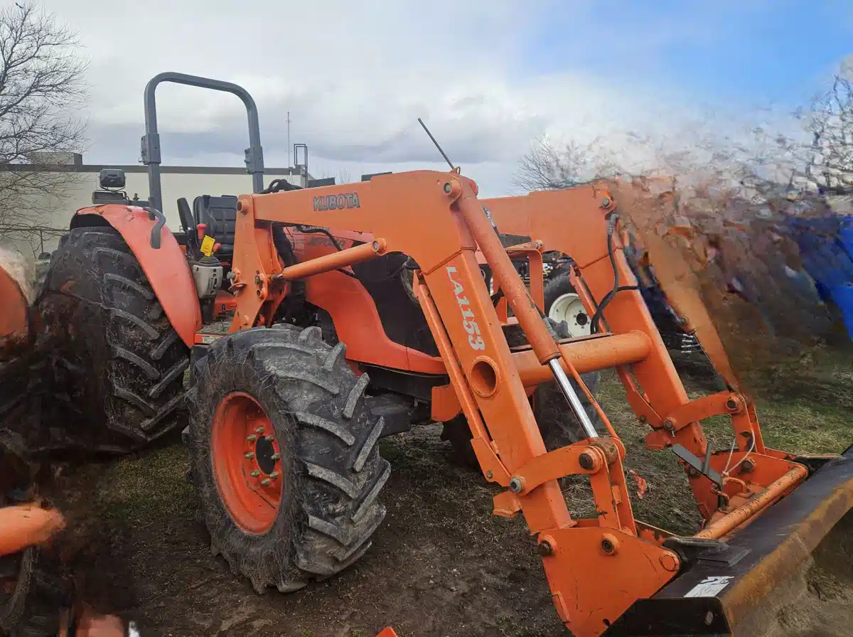 Gallery image 2 for 2012 Kubota M7040 Tractor