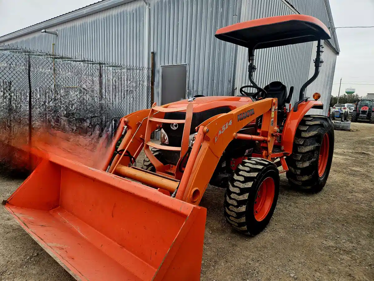 Gallery image 1 for 2011 Kubota L3540 Tractor