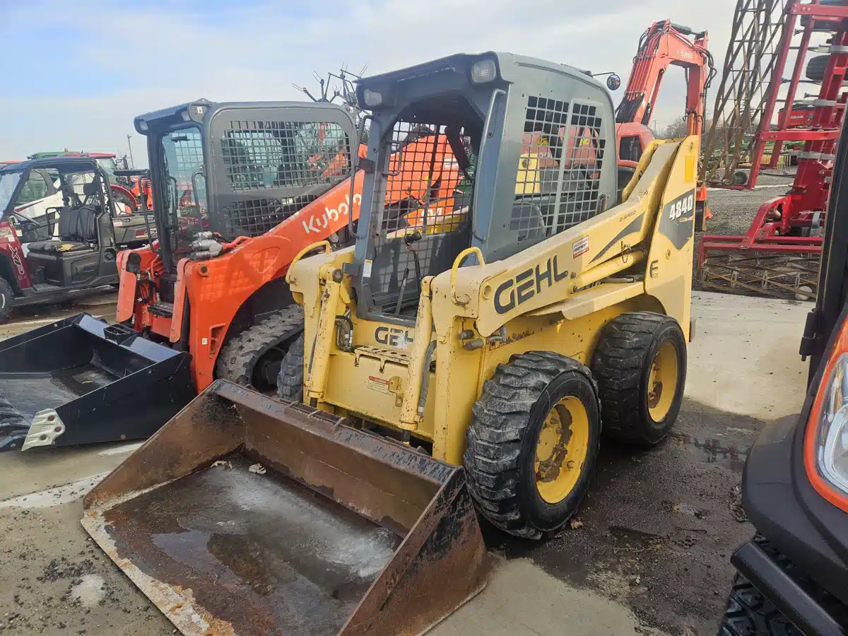 2006 GH 4840E Skid Steer