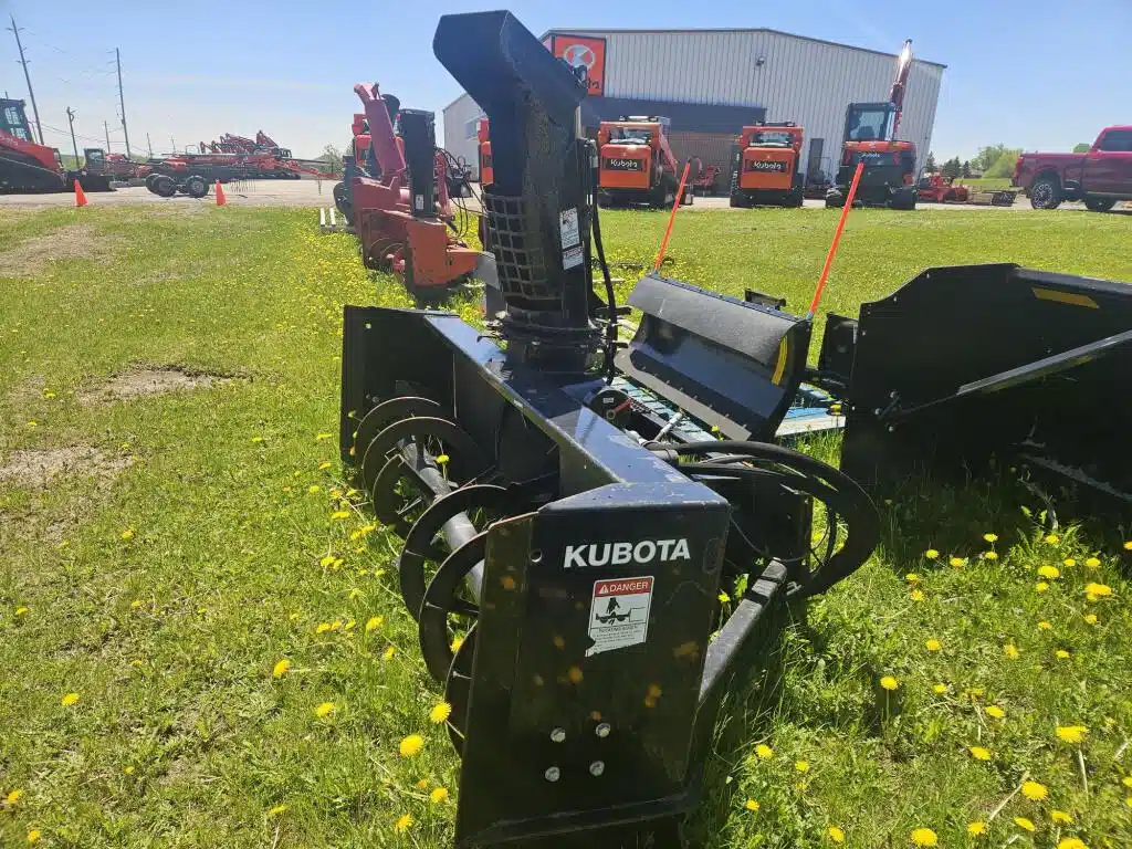 Photo de la Galerie 1 pour 2025 Kubota SBL8424 Souffleur à neige