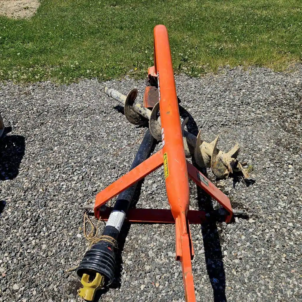 Gallery image 2 for 1992 Kubota BL80A Post Hole Auger