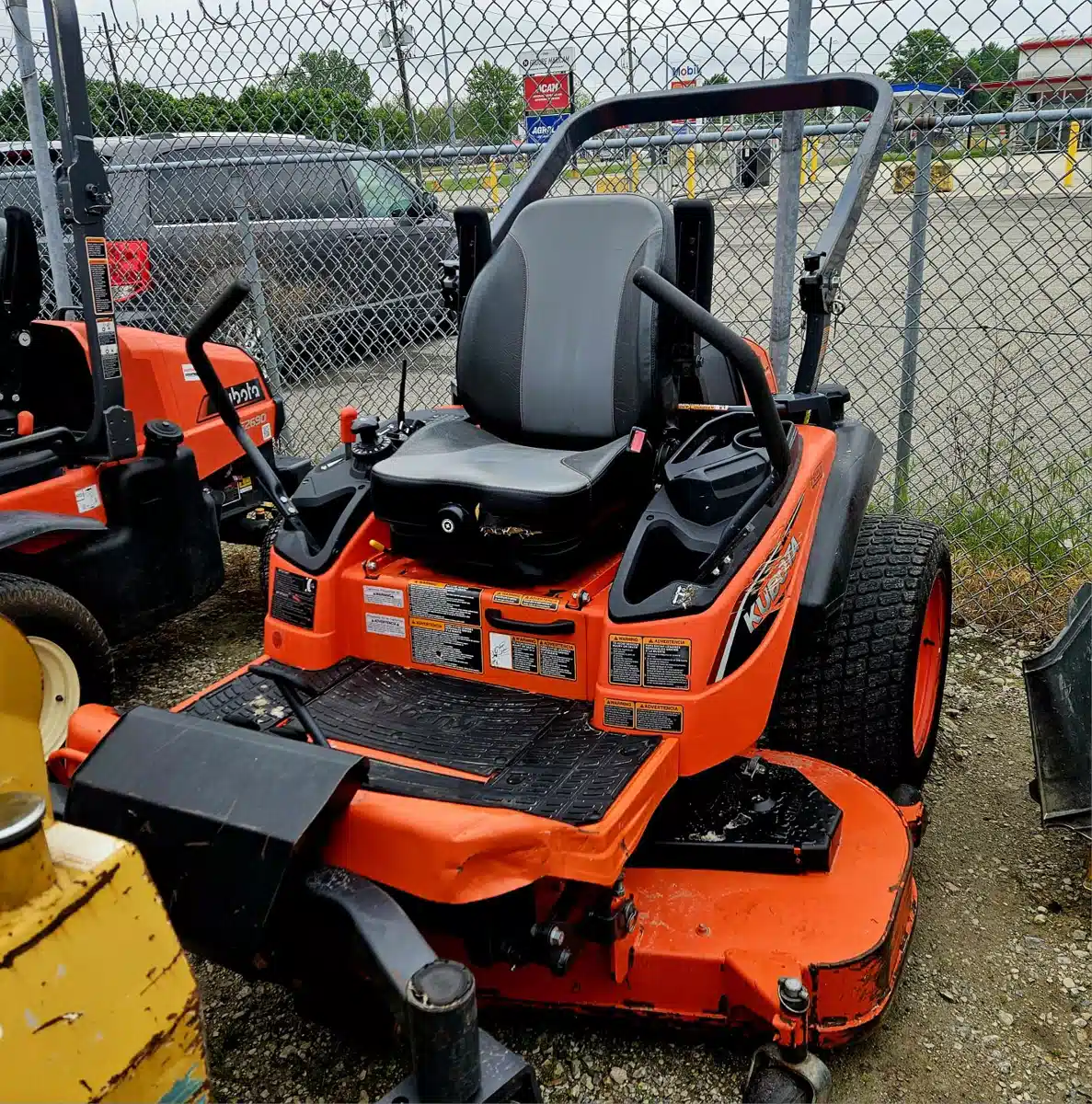 Photo de la Galerie 2 pour 2020 Kubota ZD1211 Tondeuse à rayon de braquage zéro