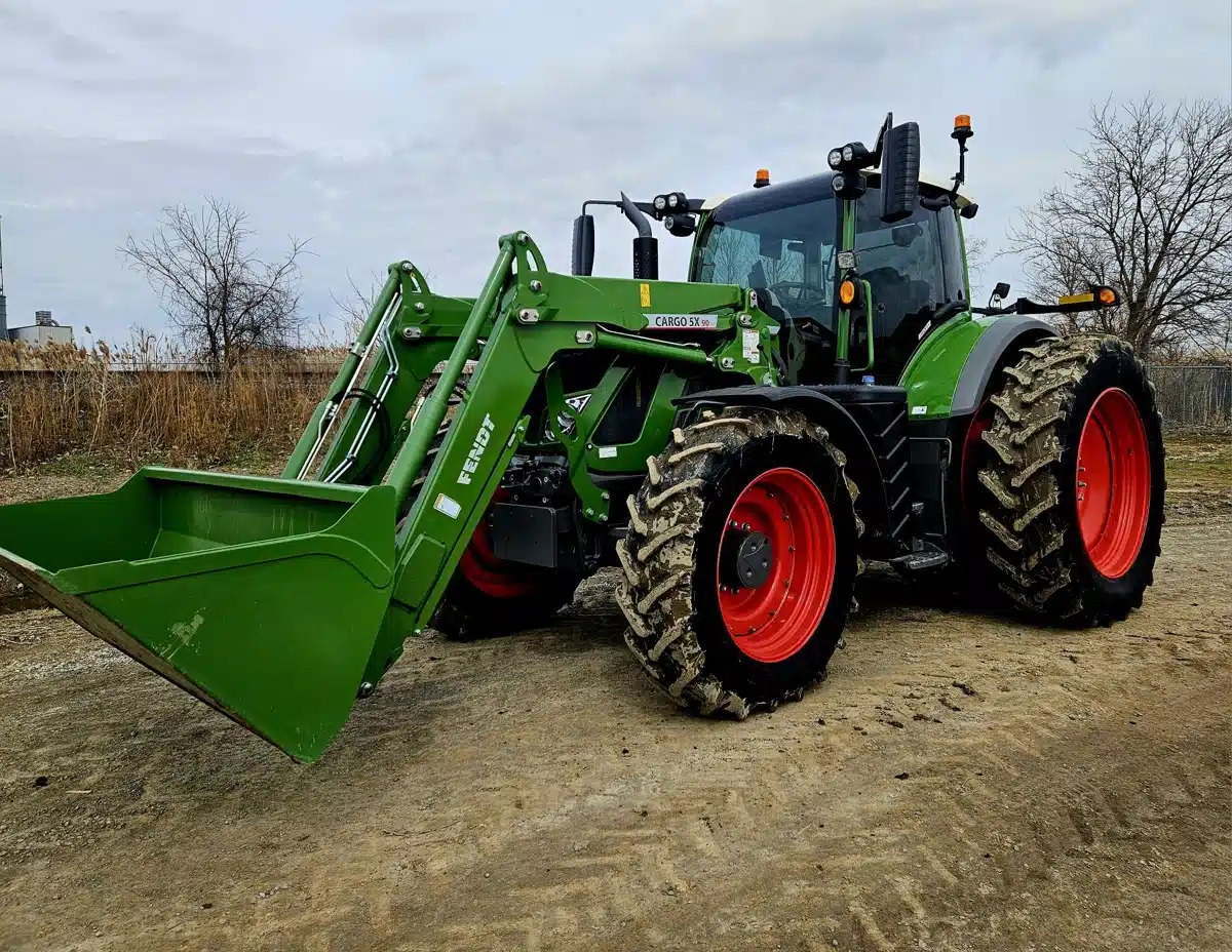 Photo de la Galerie 2 pour 2021 Fendt 718 VARIO Tracteur