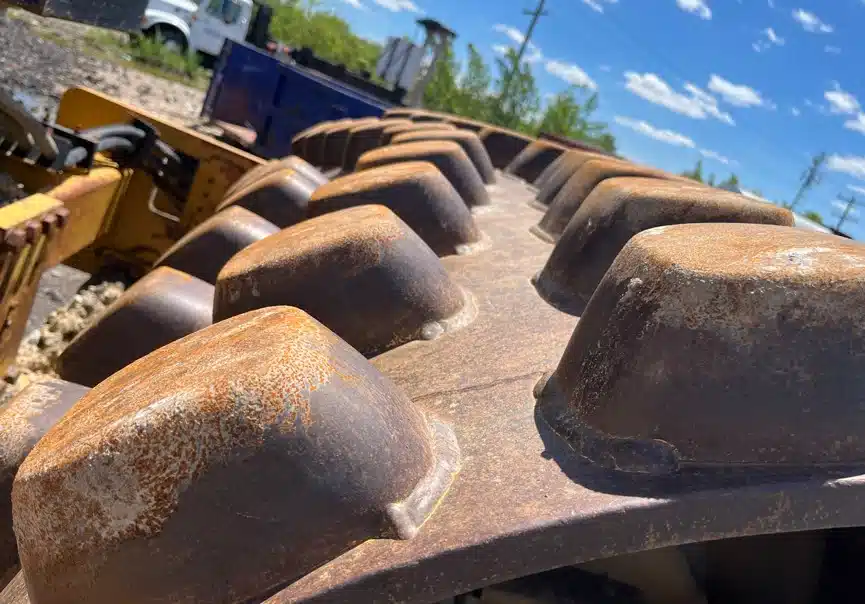 Gallery image 2 for 2015 Caterpillar CP56 Land Roller