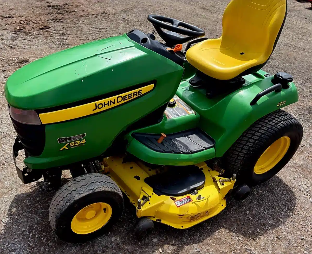 Gallery image 2 for 2011 John Deere X534 Lawn Tractor