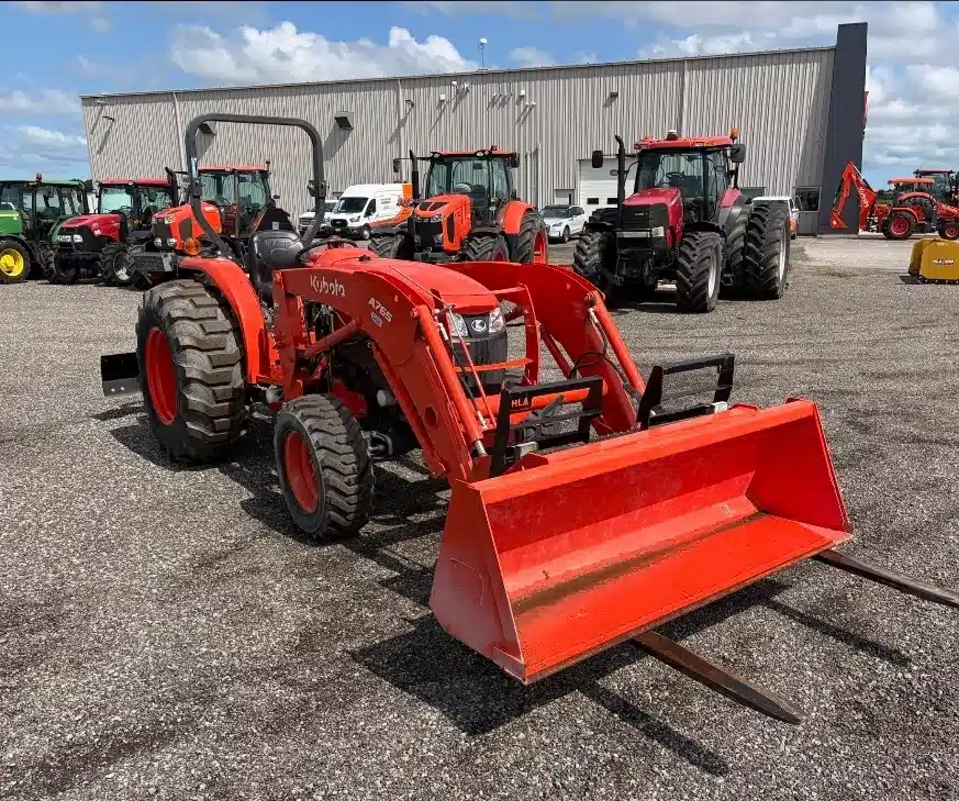 Gallery image 1 for 2023 Kubota L4701 Tractor
