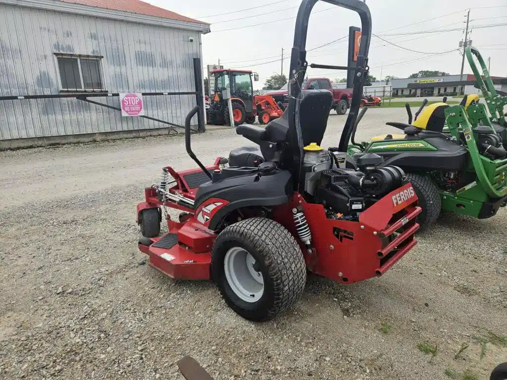 Gallery image 2 for 2021 Ferris ISX 2200 Mower - Zero Turn