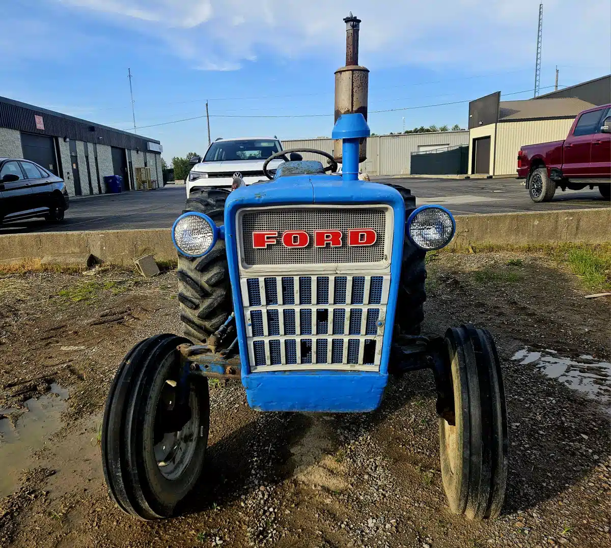 Gallery image 2 for 1975 Ford 3000 Tractor