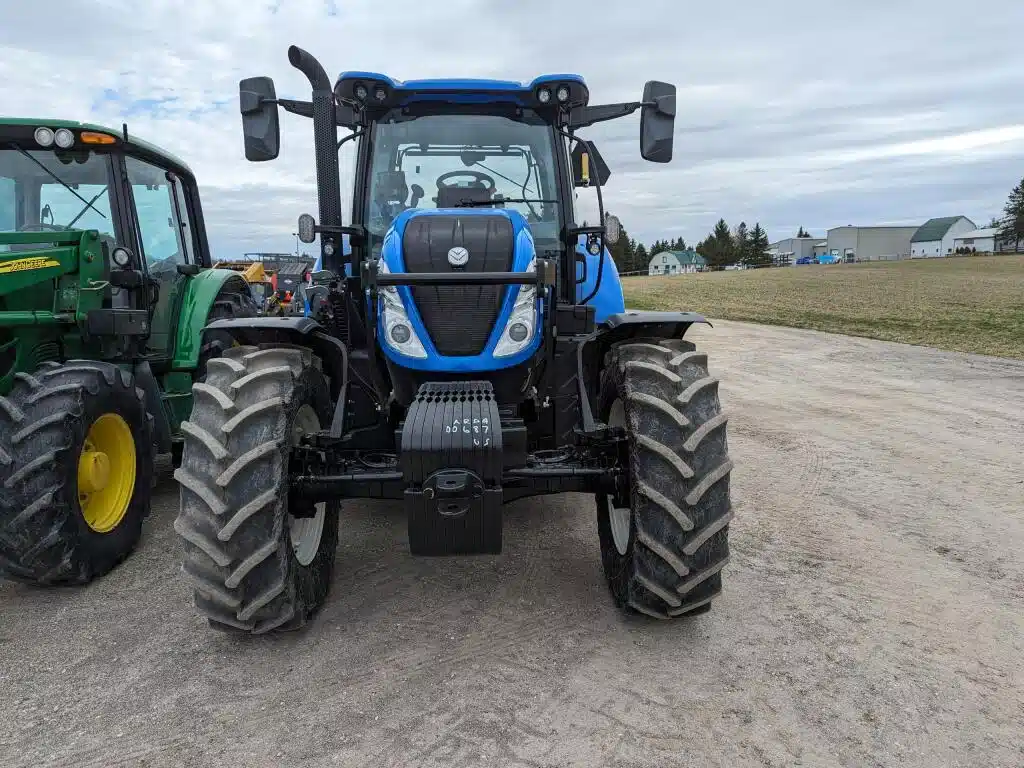 Gallery image 2 for 2024 New Holland T6.160 Tractor