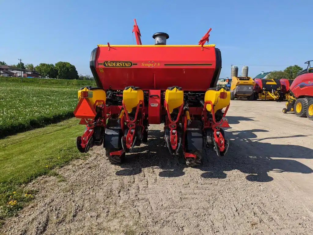 Gallery image 2 for New 2023 Väderstad Tempo F-8 Planter